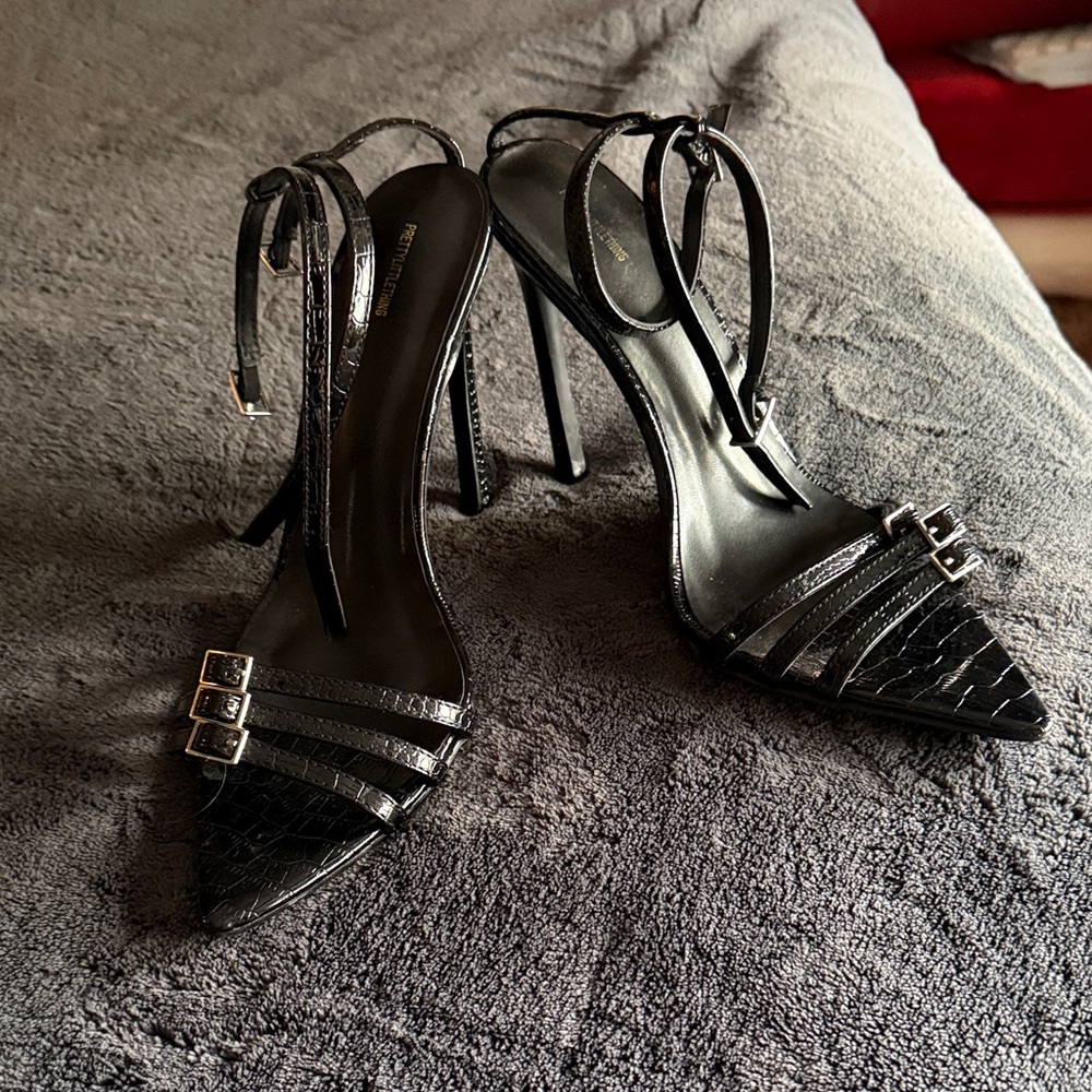 PrettyLittleThing Black Croc-Effect Heels